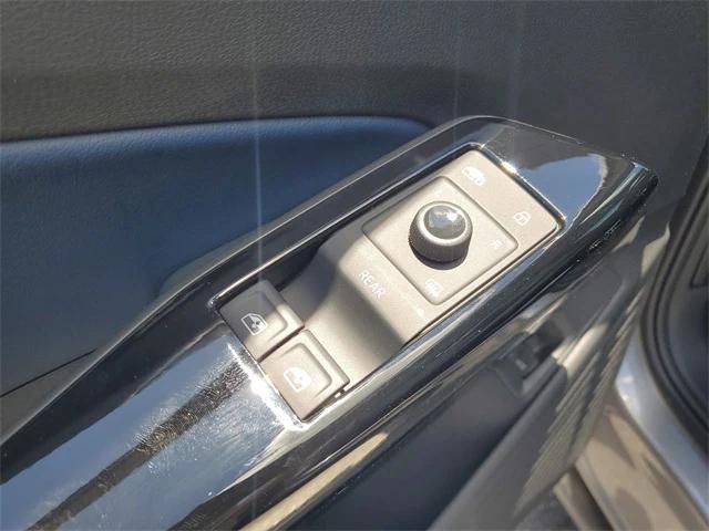 new 2025 Volkswagen ID.4 car, priced at $46,169