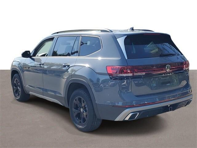 new 2025 Volkswagen Atlas car, priced at $45,221