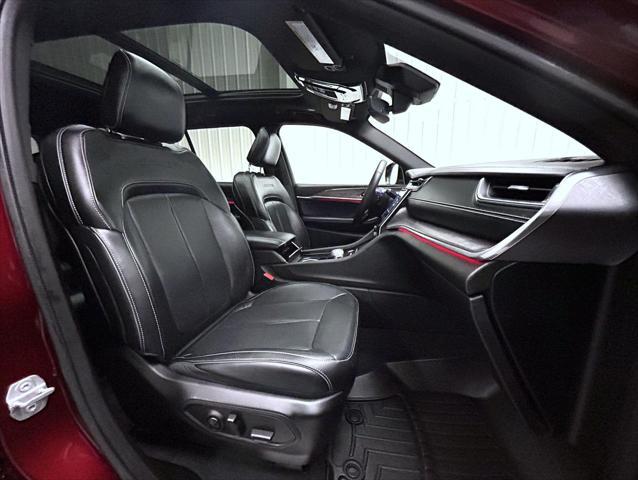 used 2022 Jeep Grand Cherokee car, priced at $38,999