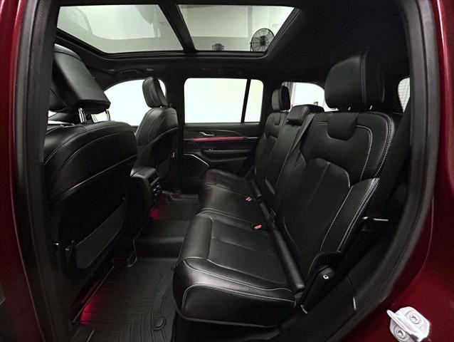 used 2022 Jeep Grand Cherokee car, priced at $38,999