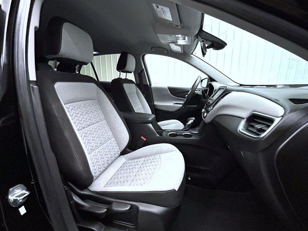 used 2024 Chevrolet Equinox car, priced at $21,989