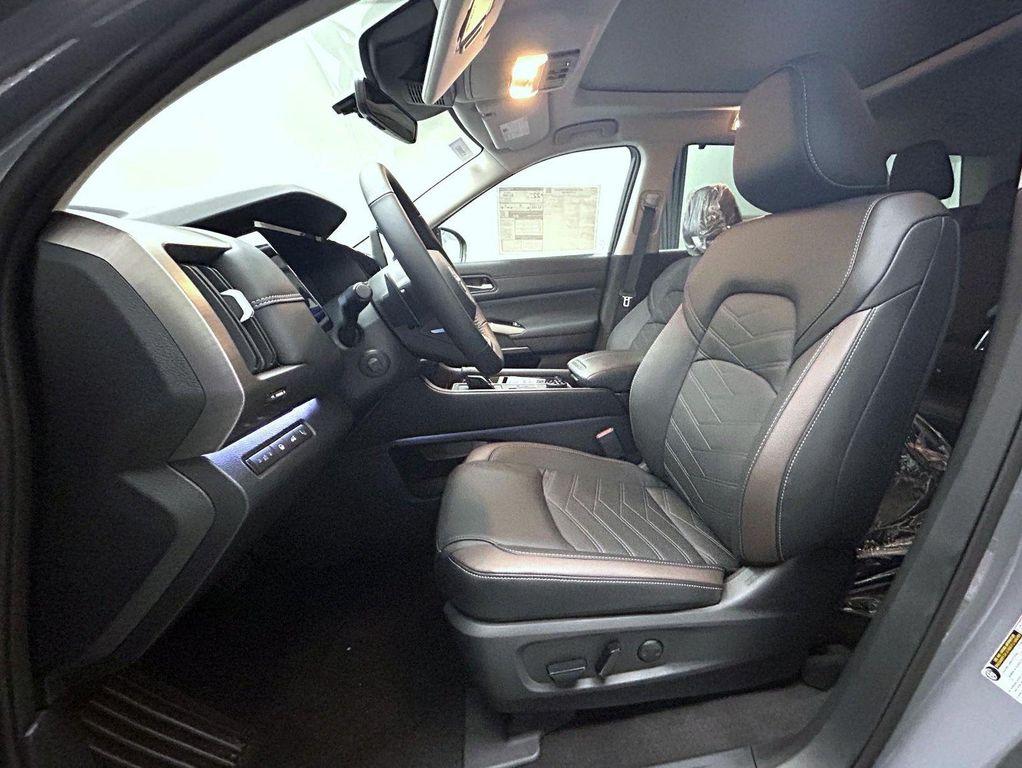 new 2025 Mazda CX-50 Hybrid car, priced at $38,679