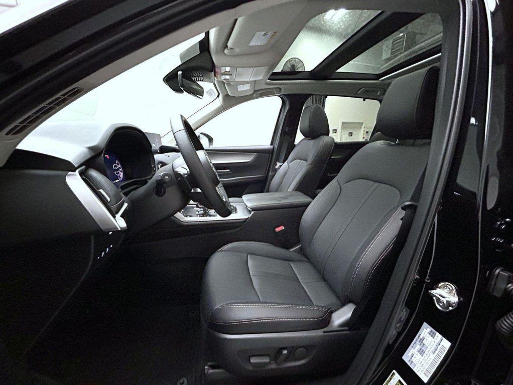 new 2025 Mazda CX-70 PHEV car, priced at $54,379