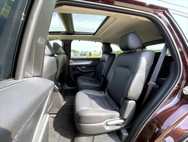 new 2025 Mazda CX-90 car, priced at $45,949