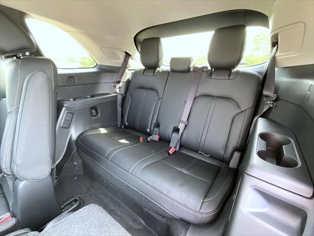 new 2025 Mazda CX-90 car, priced at $45,949