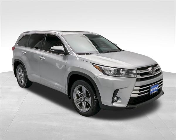 used 2019 Toyota Highlander car, priced at $27,301