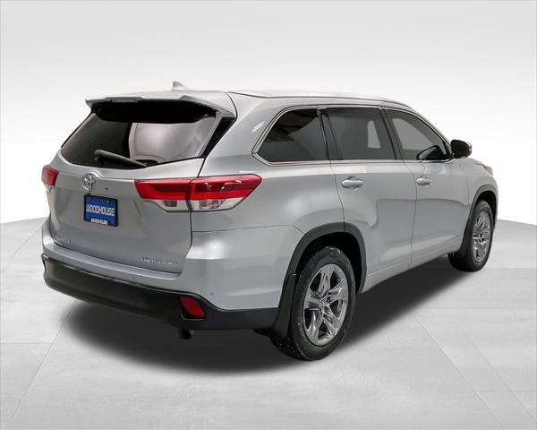 used 2019 Toyota Highlander car, priced at $27,301