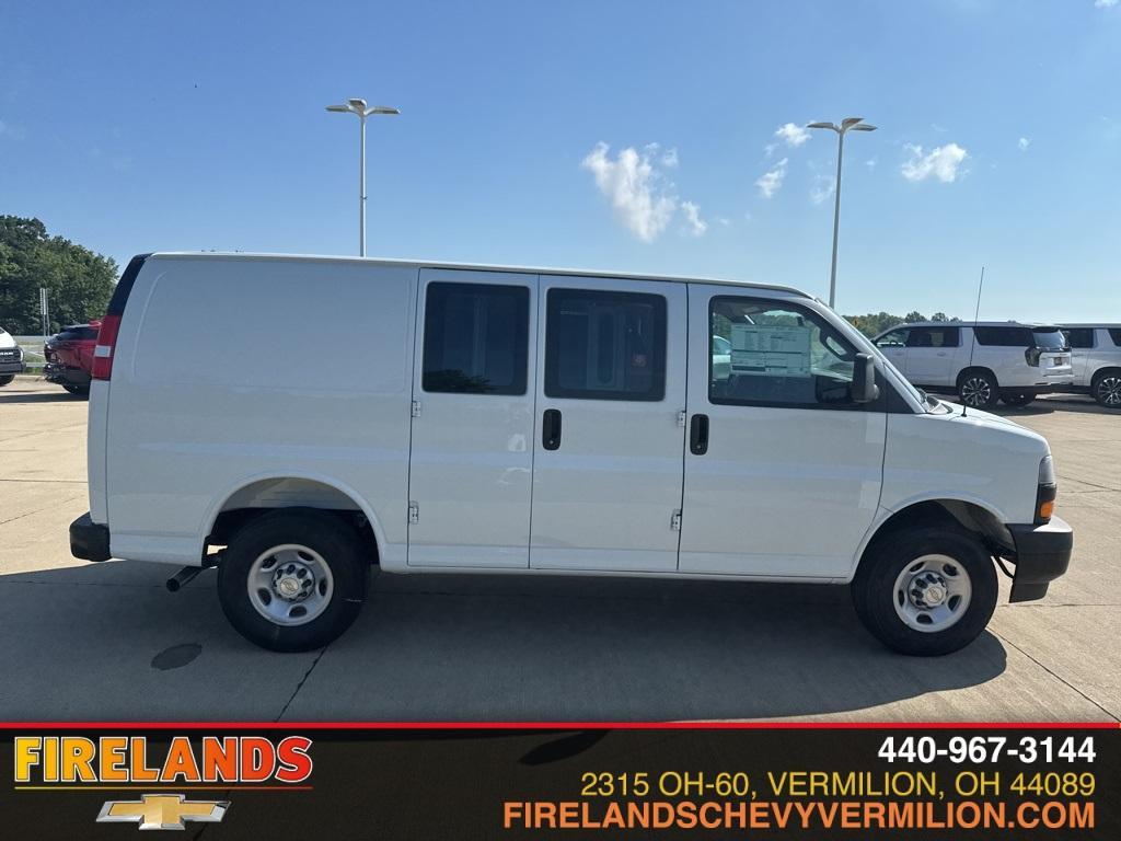 new 2025 Chevrolet Express 2500 car, priced at $52,600