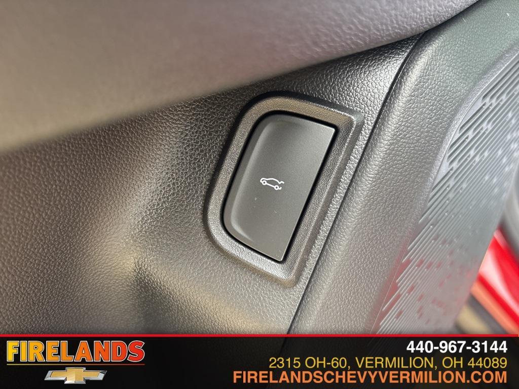 new 2026 Chevrolet Equinox car, priced at $36,215