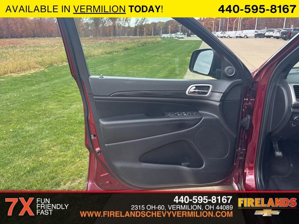 used 2022 Jeep Grand Cherokee WK car, priced at $17,500