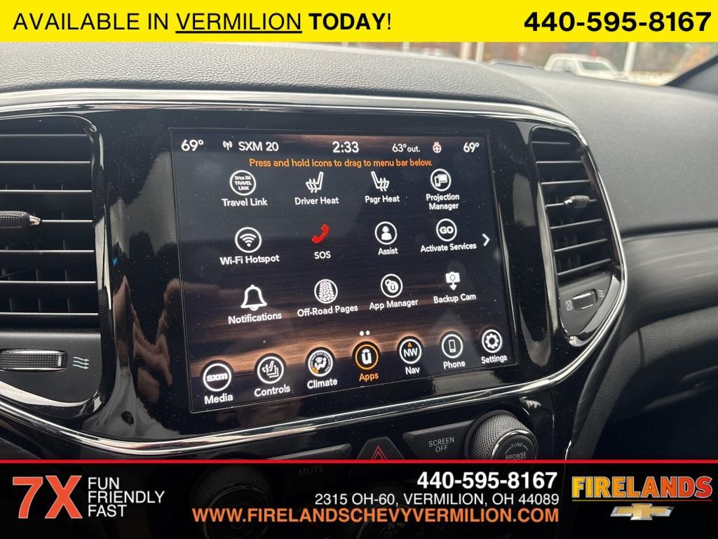 used 2022 Jeep Grand Cherokee WK car, priced at $17,500