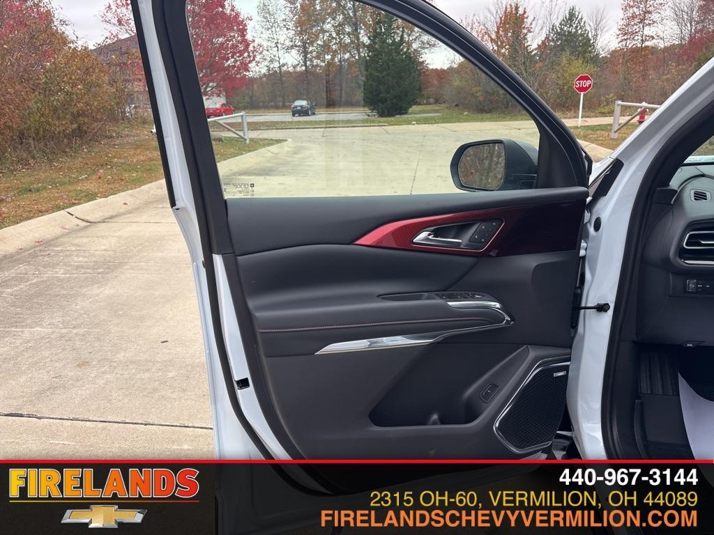 new 2026 Chevrolet Traverse car, priced at $62,909