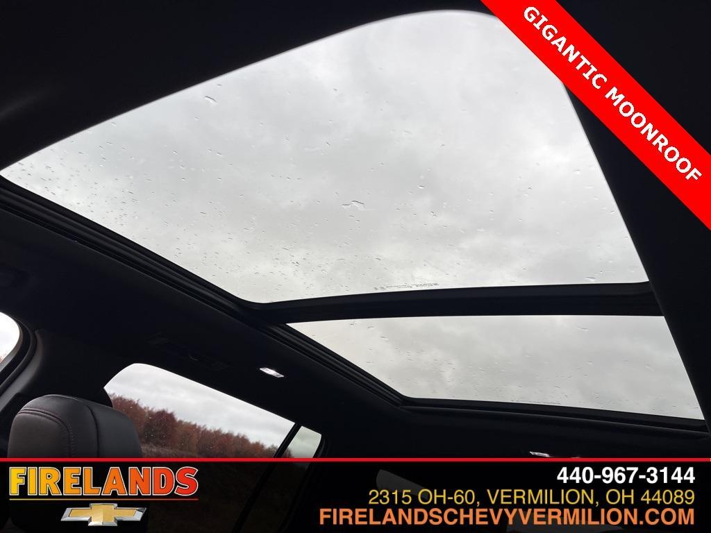 new 2026 Chevrolet Traverse car, priced at $62,909