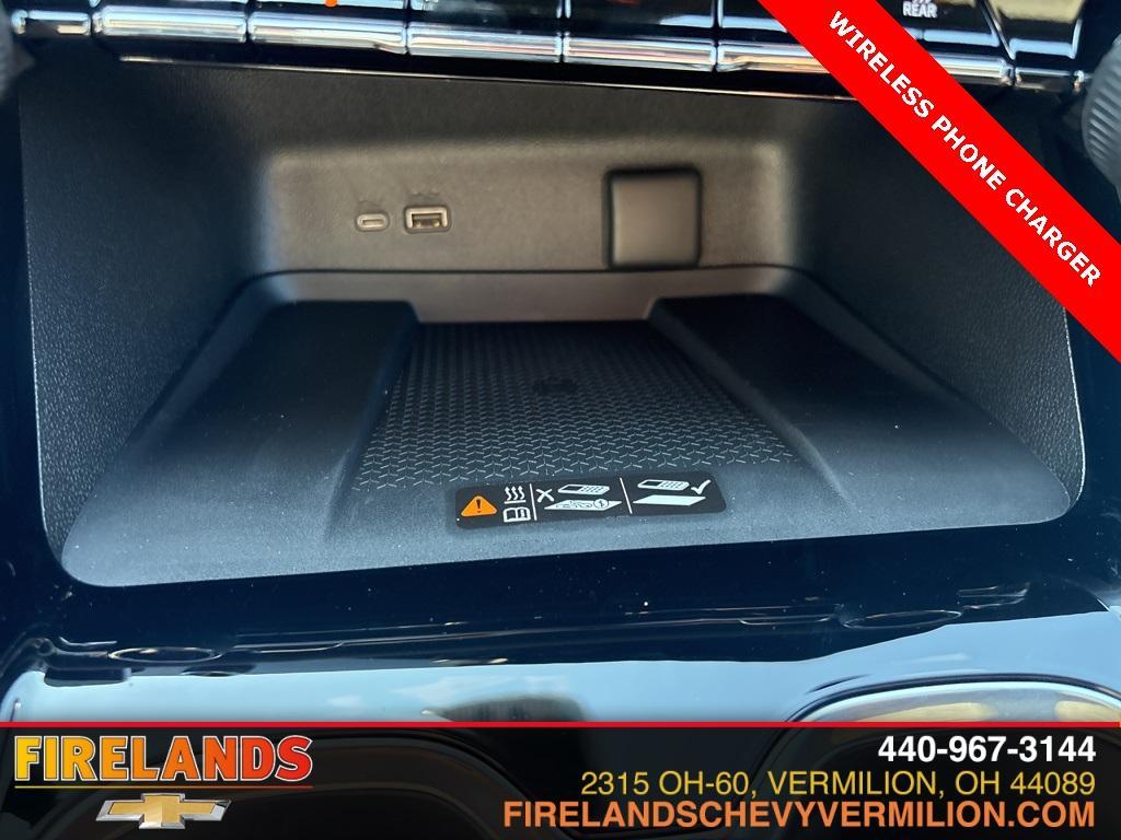 new 2026 Chevrolet Traverse car, priced at $48,535