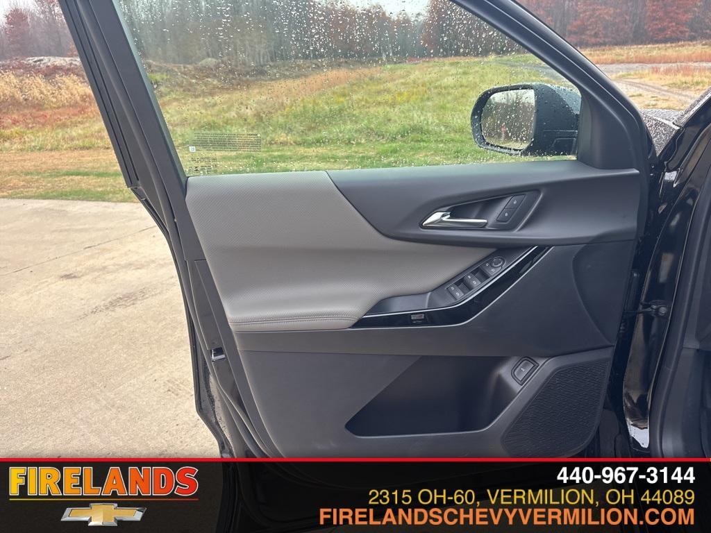 new 2026 Chevrolet Equinox car, priced at $32,870