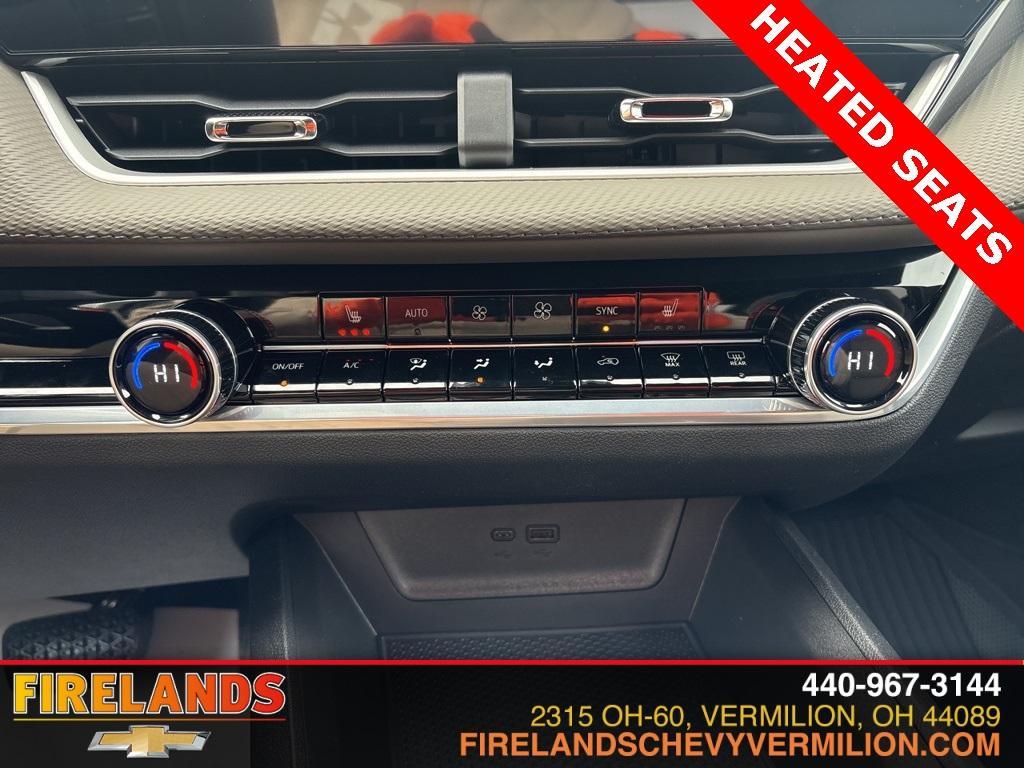 new 2026 Chevrolet Equinox car, priced at $32,870