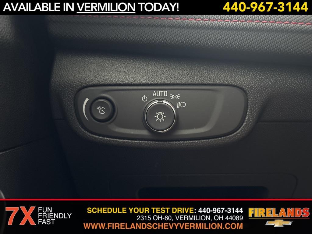 used 2025 Chevrolet TrailBlazer car, priced at $27,000