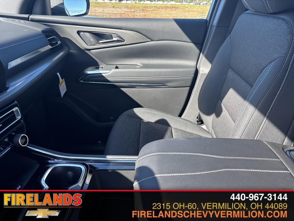 new 2026 Chevrolet Traverse car, priced at $44,715