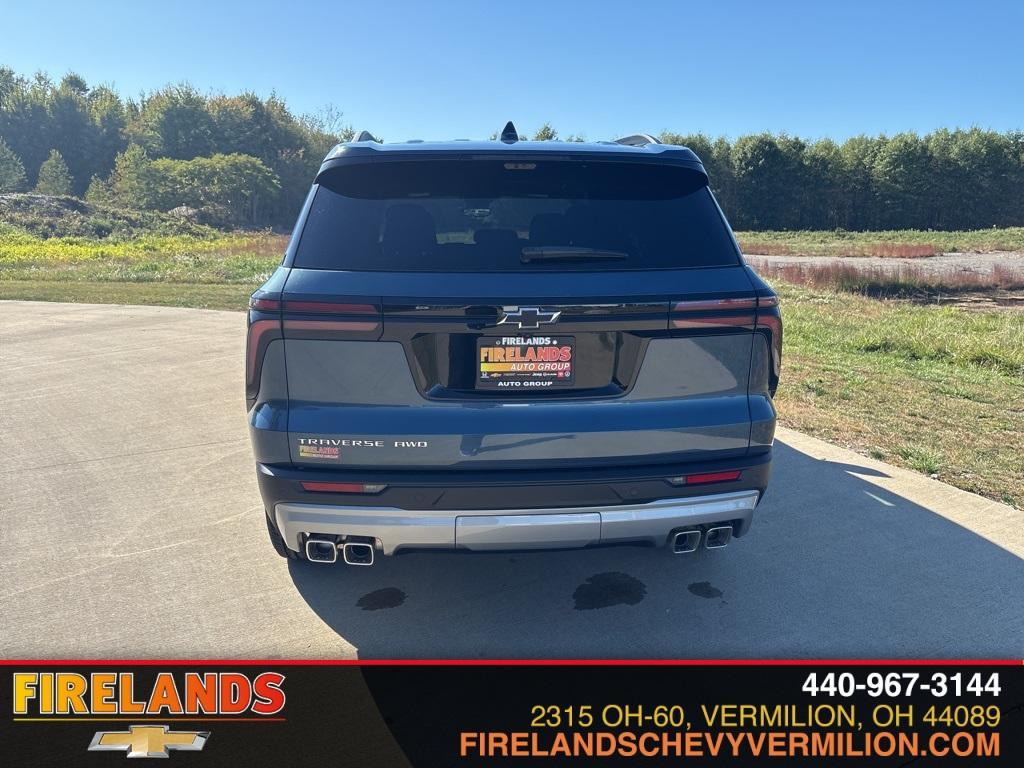 new 2026 Chevrolet Traverse car, priced at $44,715