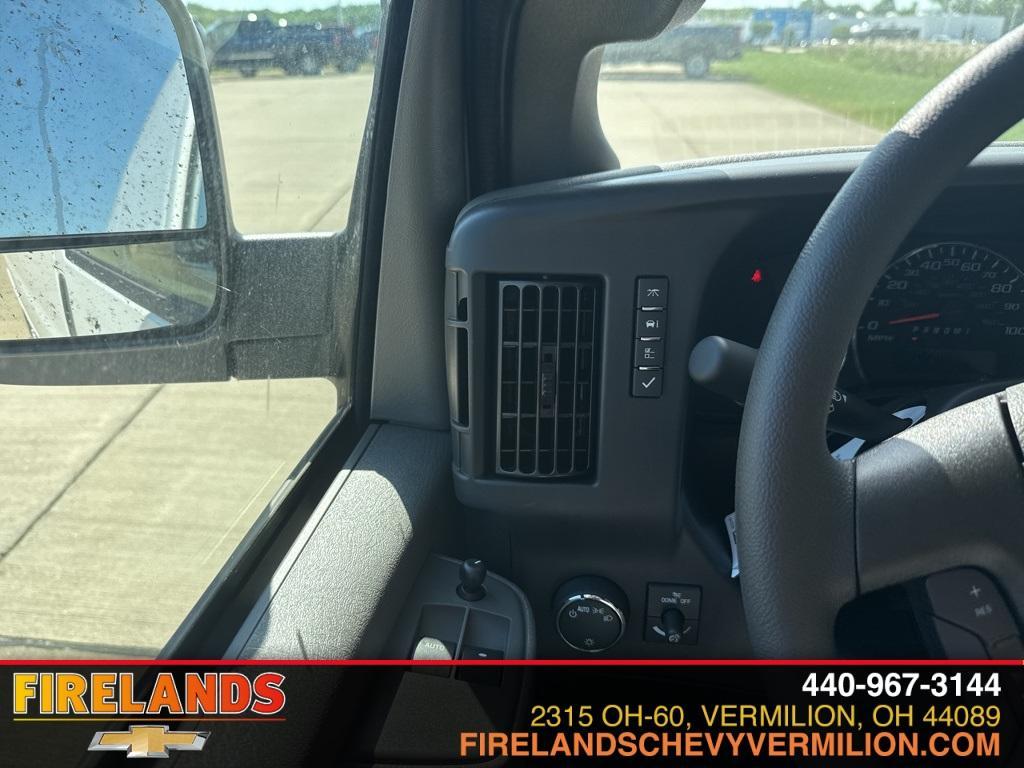 new 2025 Chevrolet Express 2500 car, priced at $54,800