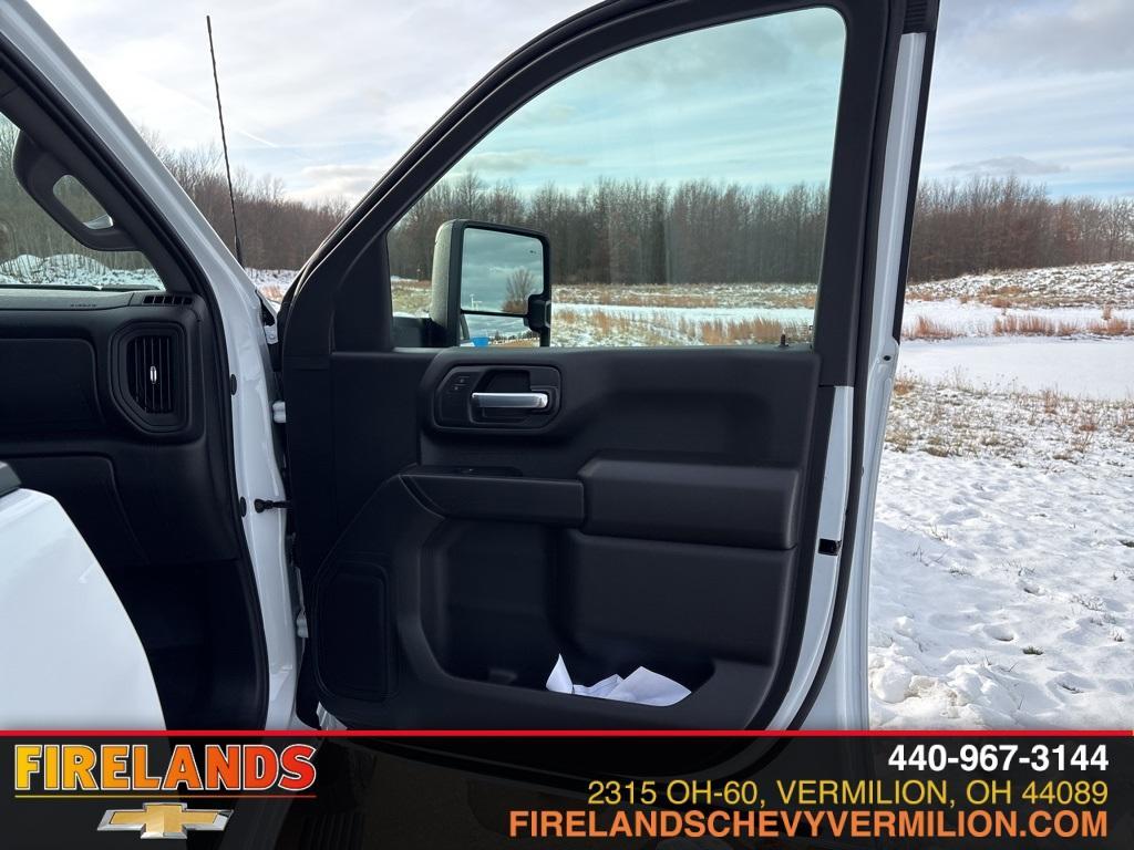 new 2026 Chevrolet Silverado 3500 car, priced at $72,224