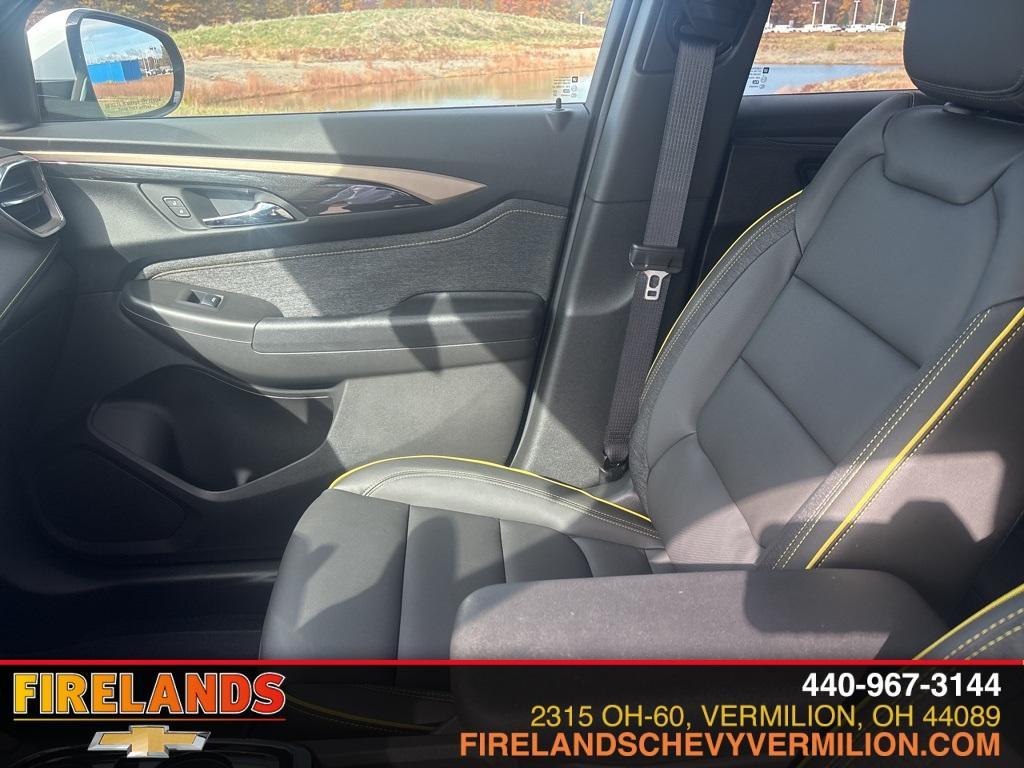 new 2025 Chevrolet TrailBlazer car, priced at $28,890