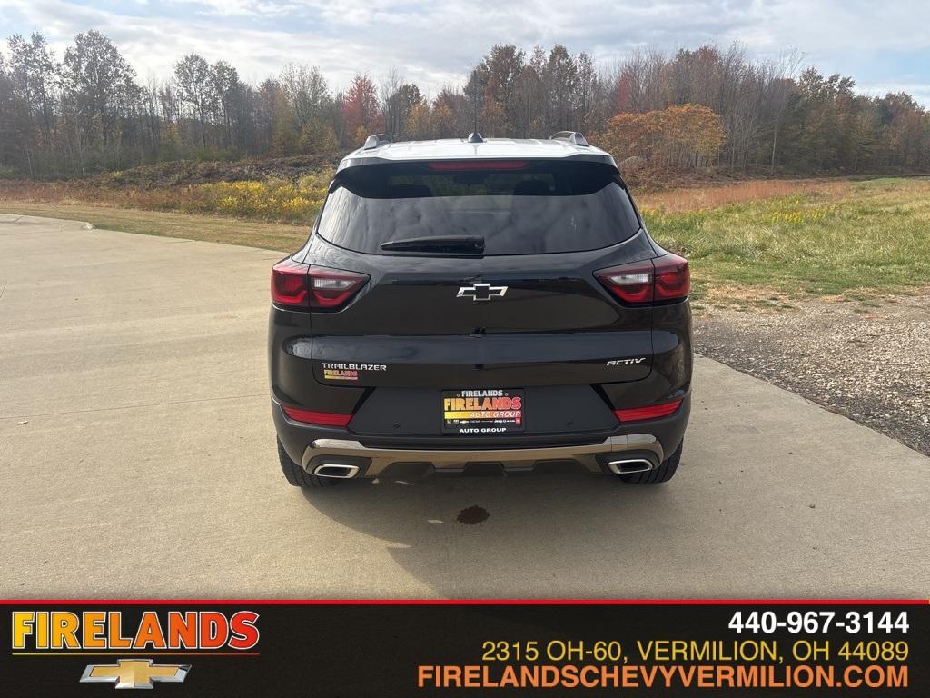 new 2025 Chevrolet TrailBlazer car, priced at $28,890