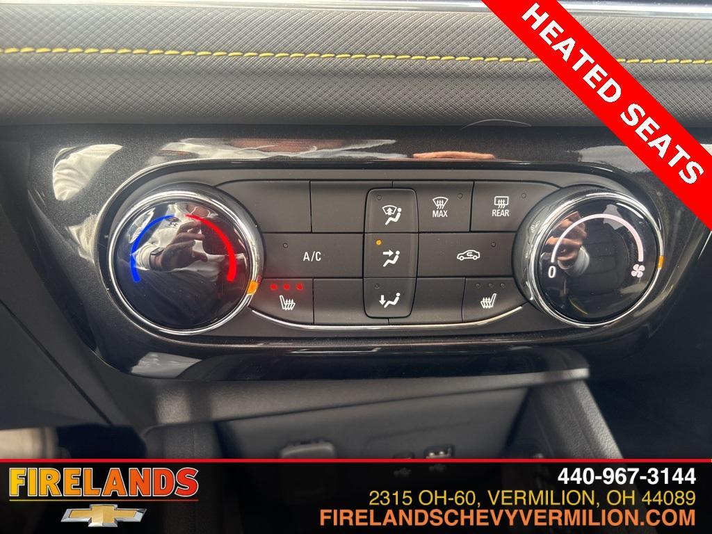 new 2025 Chevrolet TrailBlazer car, priced at $28,890