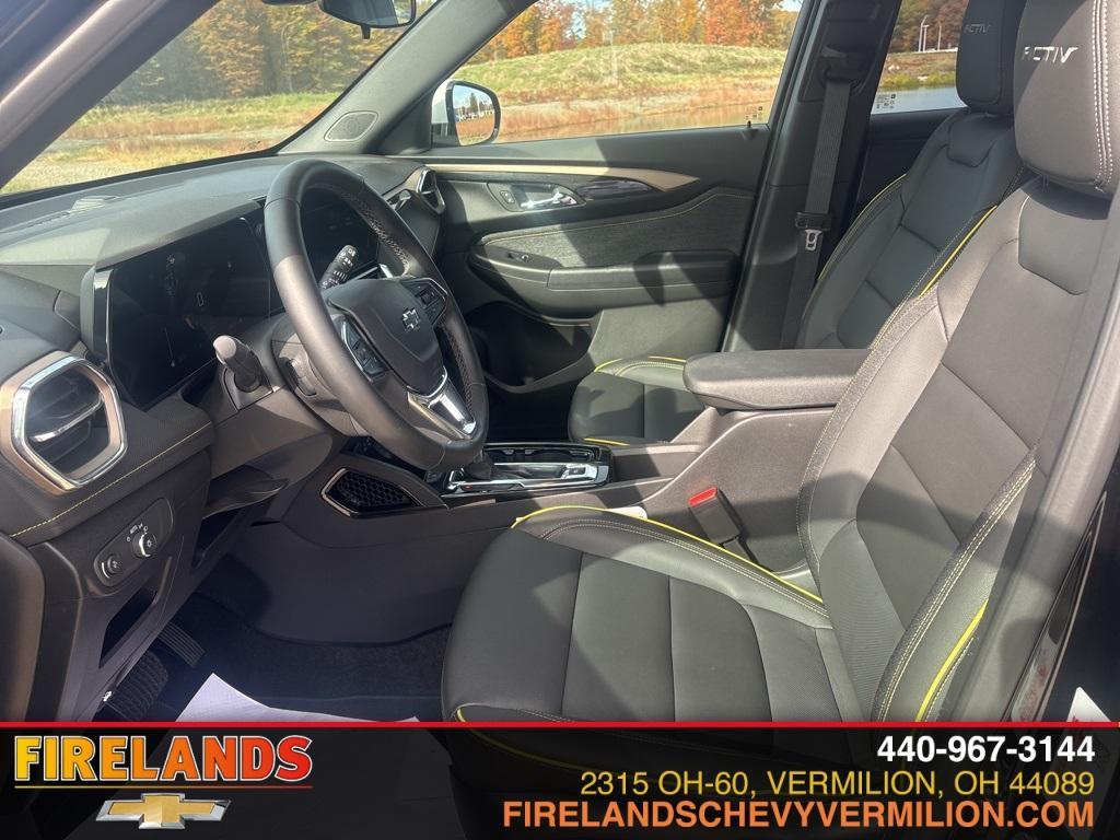 new 2025 Chevrolet TrailBlazer car, priced at $28,890