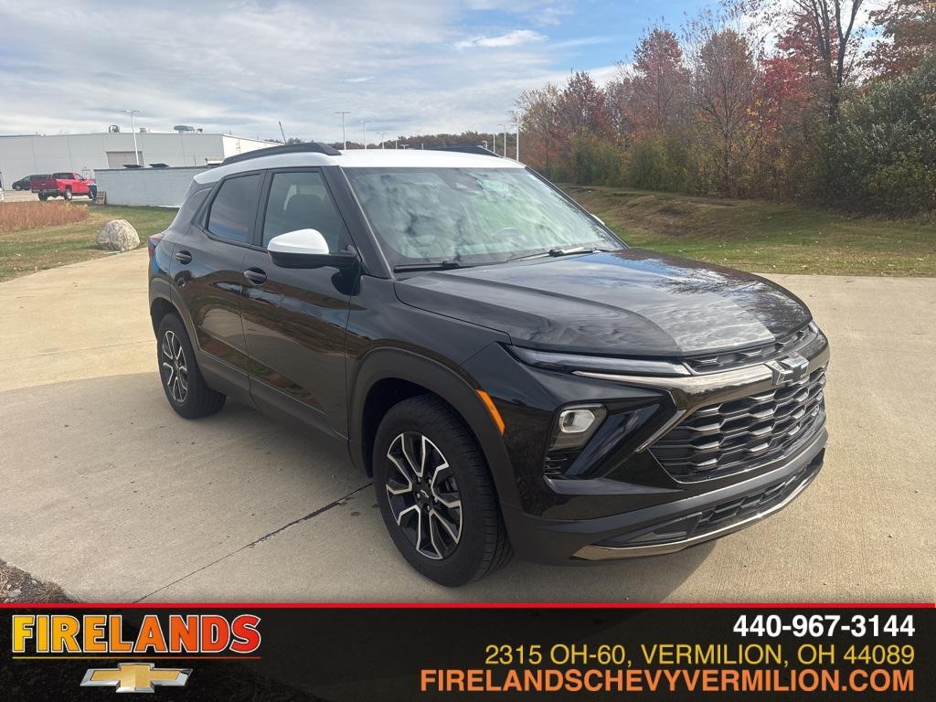 new 2025 Chevrolet TrailBlazer car, priced at $28,890