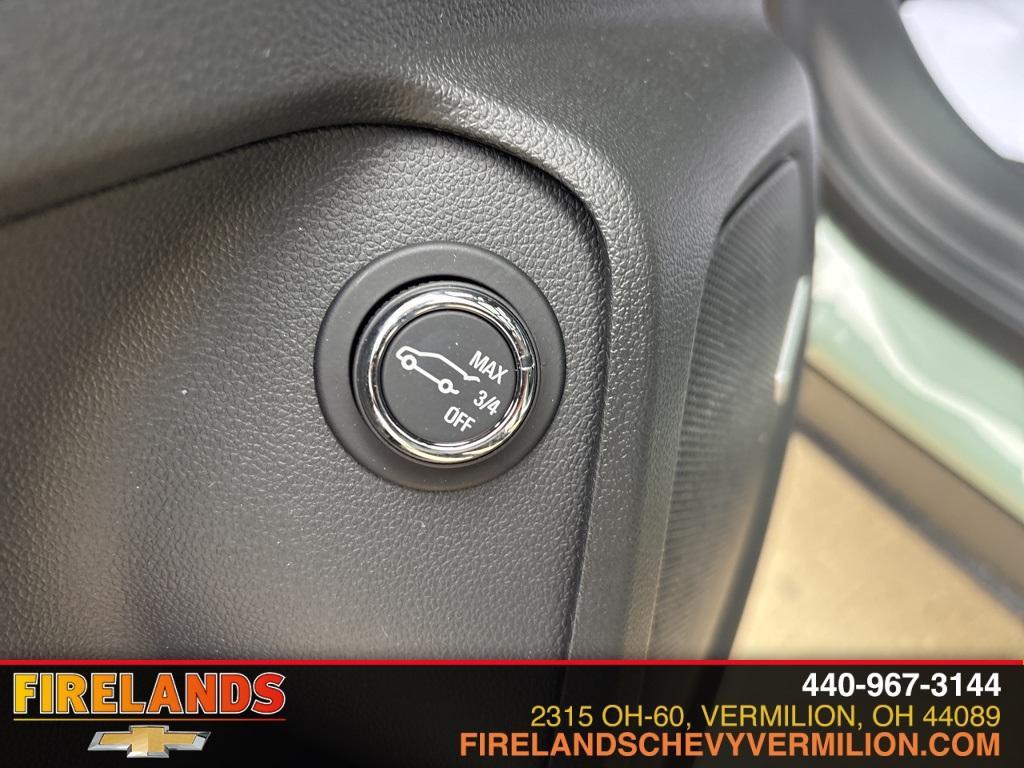 new 2025 Chevrolet TrailBlazer car, priced at $33,450