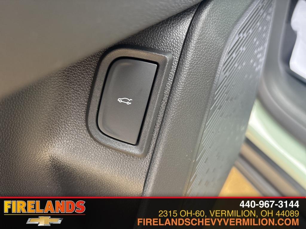 new 2026 Chevrolet Equinox car, priced at $32,370