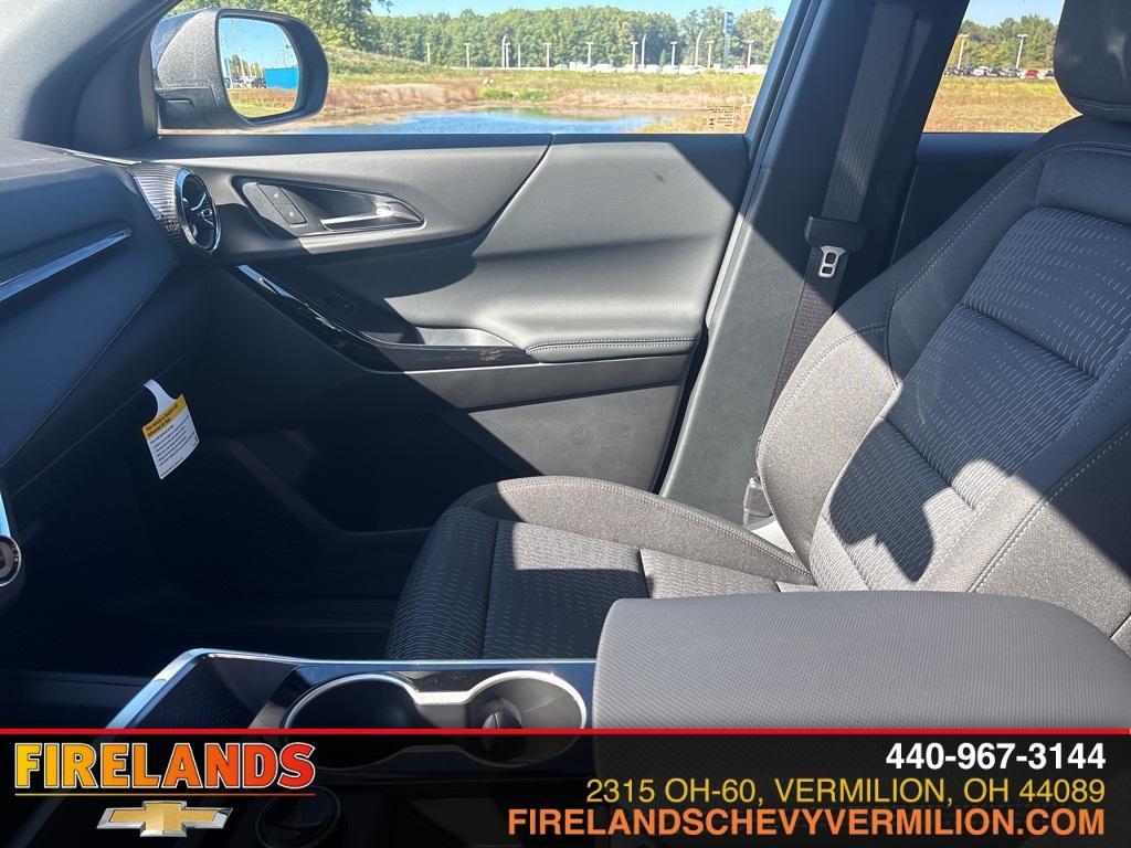 new 2026 Chevrolet Equinox car, priced at $30,315