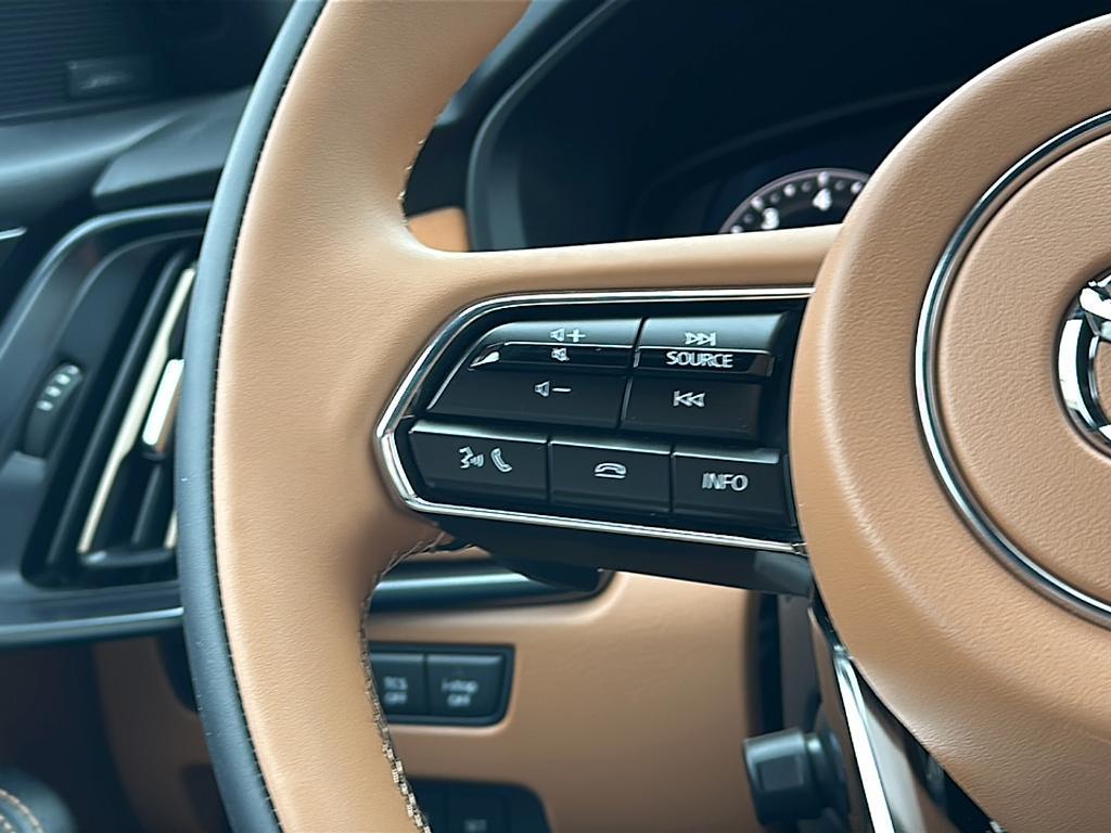 new 2025 Mazda CX-70 car, priced at $55,678