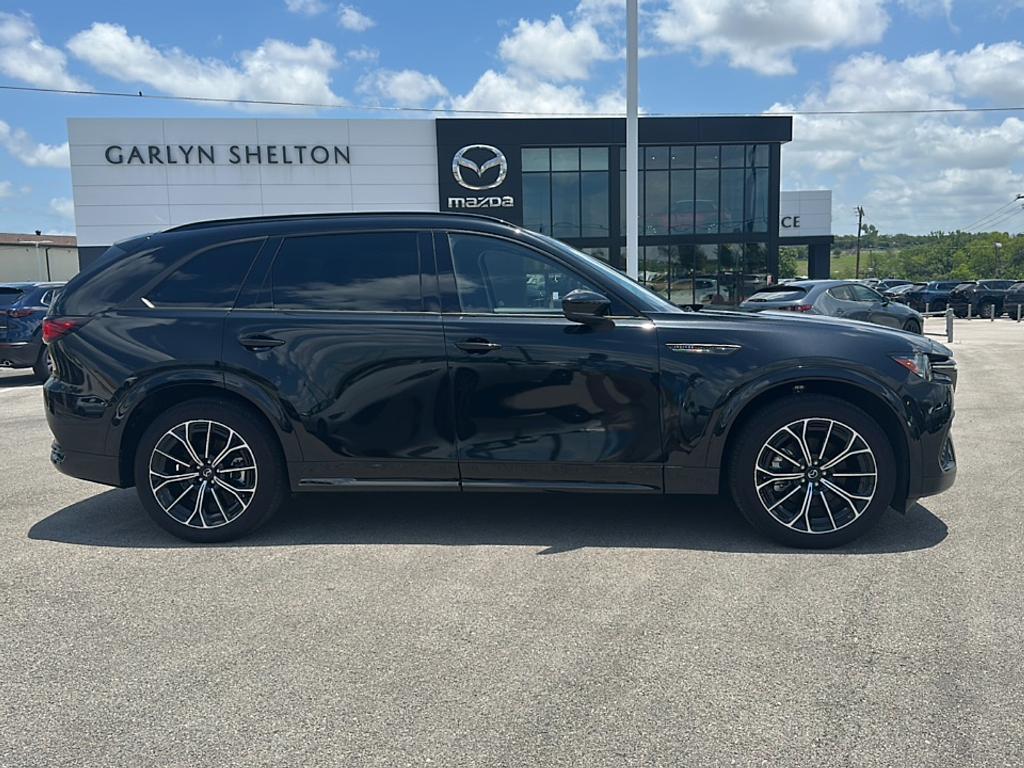 used 2025 Mazda CX-70 car, priced at $47,422
