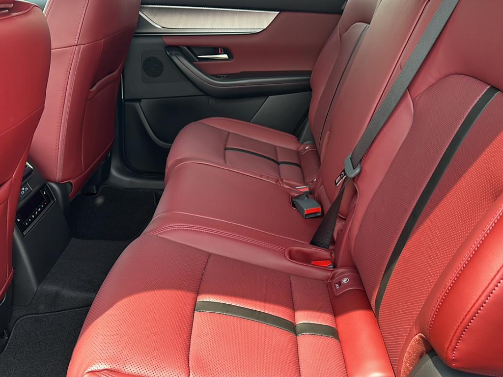 new 2025 Mazda CX-70 PHEV car, priced at $57,510
