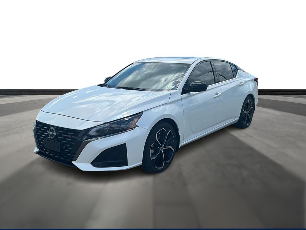 used 2024 Nissan Altima car
