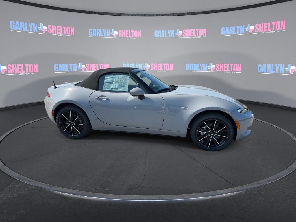 new 2024 Mazda MX-5 Miata car, priced at $36,402