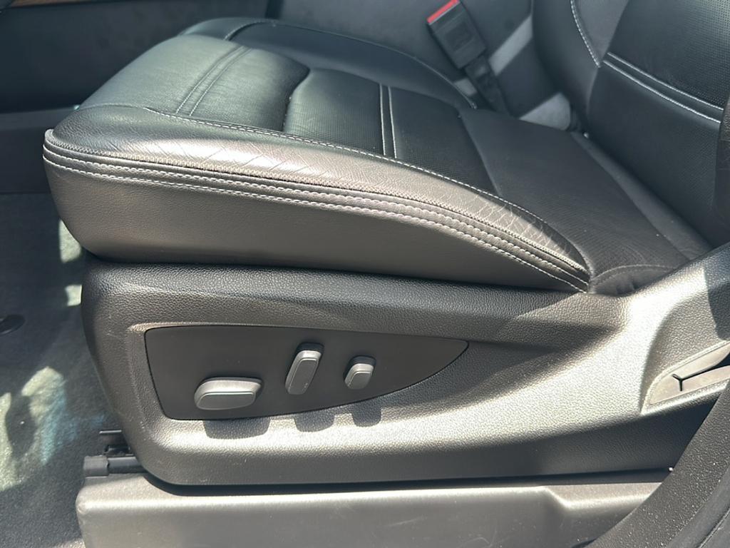 used 2019 GMC Yukon car, priced at $44,750