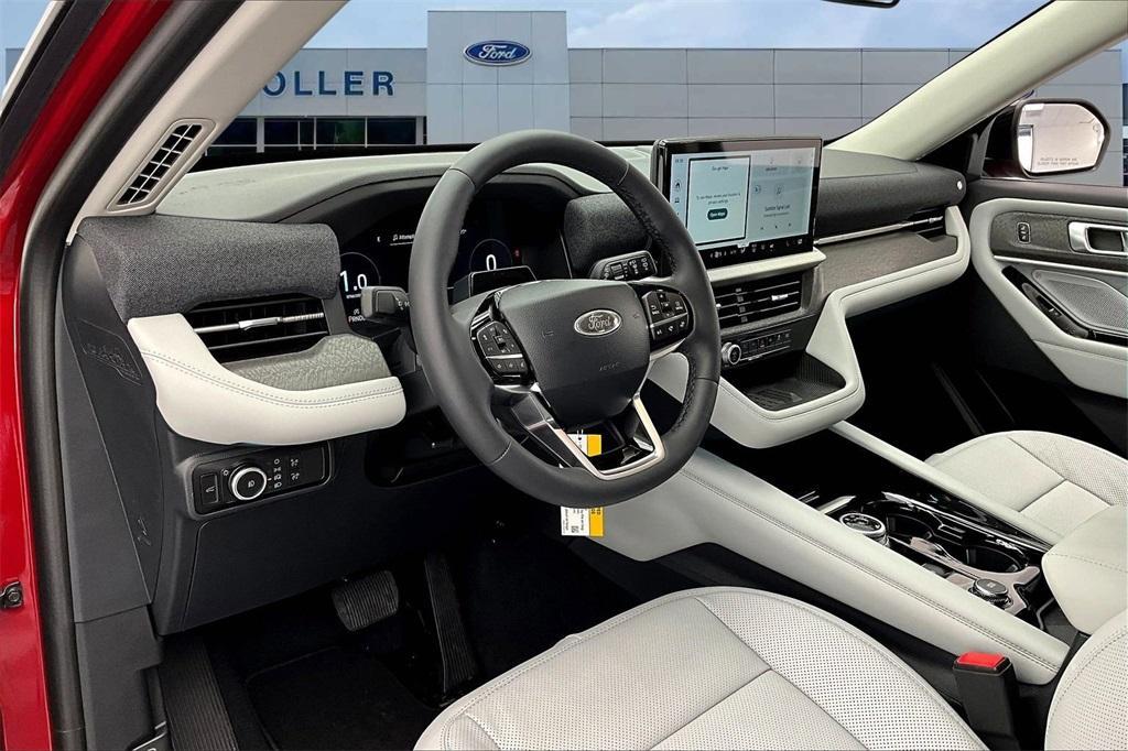 new 2025 Ford Explorer car, priced at $59,353