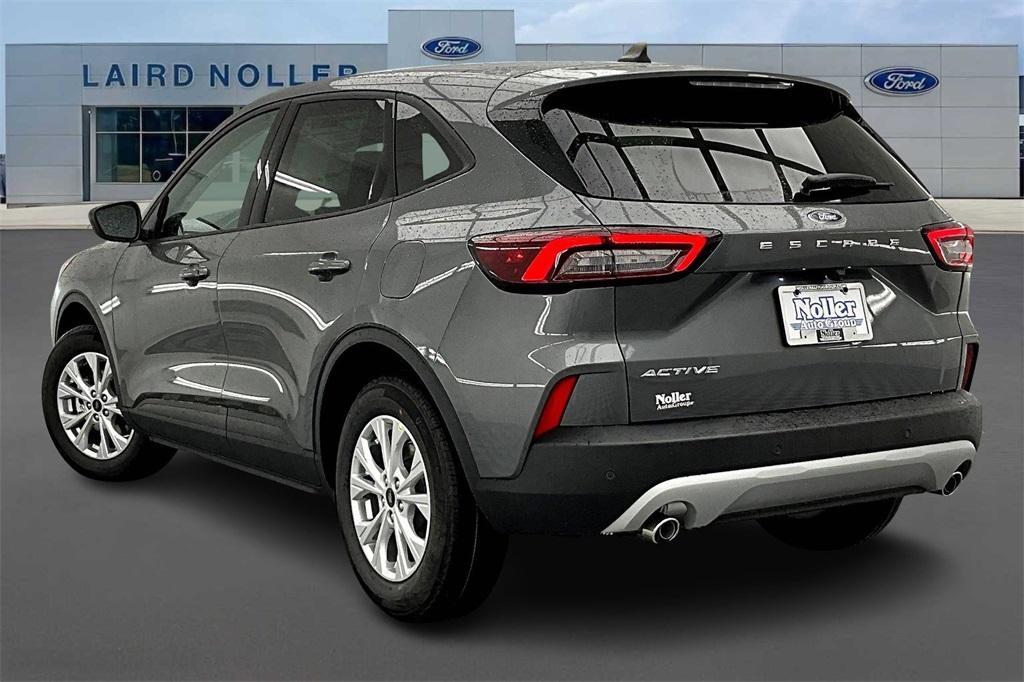 new 2025 Ford Escape car, priced at $25,818