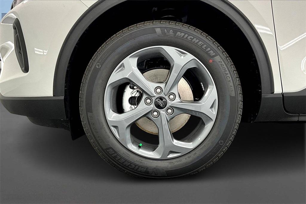 new 2025 Ford Escape car, priced at $37,778