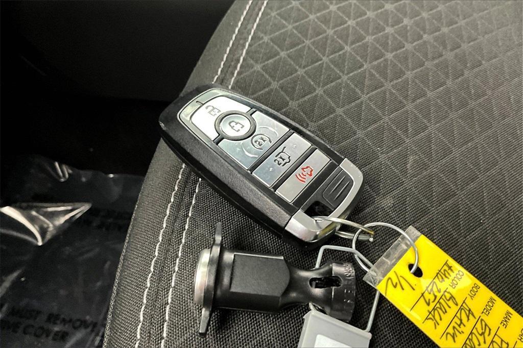 used 2024 Ford Escape car, priced at $24,986