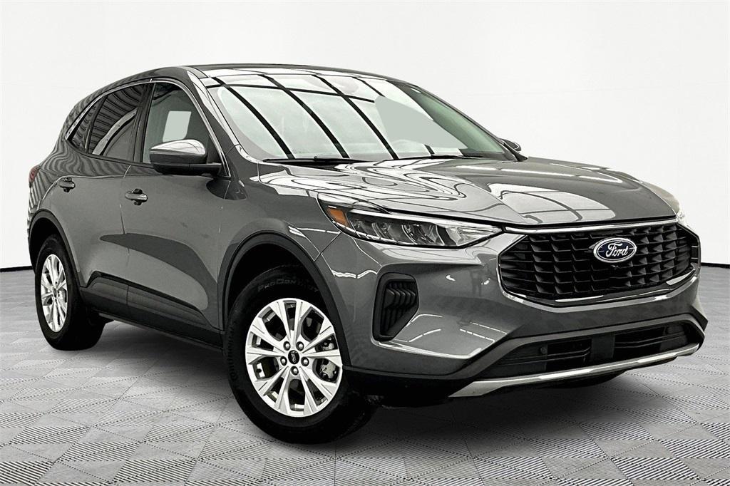 used 2024 Ford Escape car, priced at $24,986