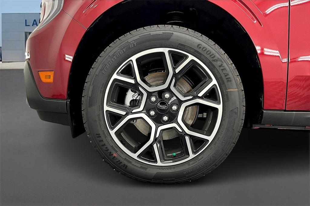 new 2025 Ford Maverick car, priced at $38,995