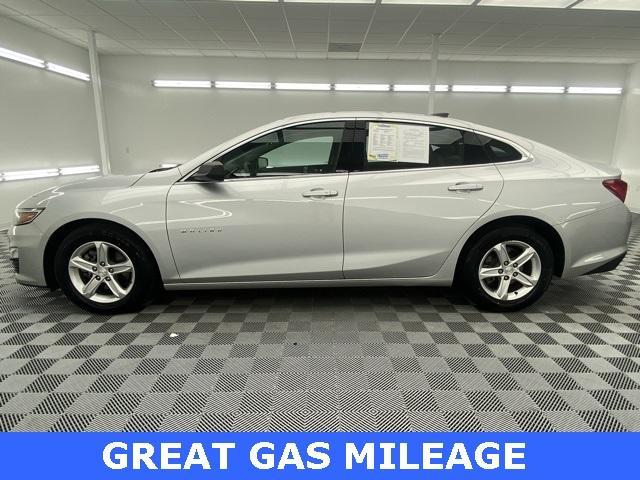 used 2022 Chevrolet Malibu car, priced at $18,265