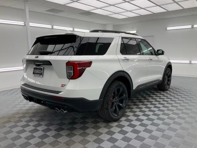 new 2024 Ford Explorer car, priced at $57,661