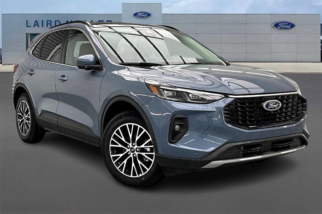 new 2025 Ford Escape car, priced at $40,085