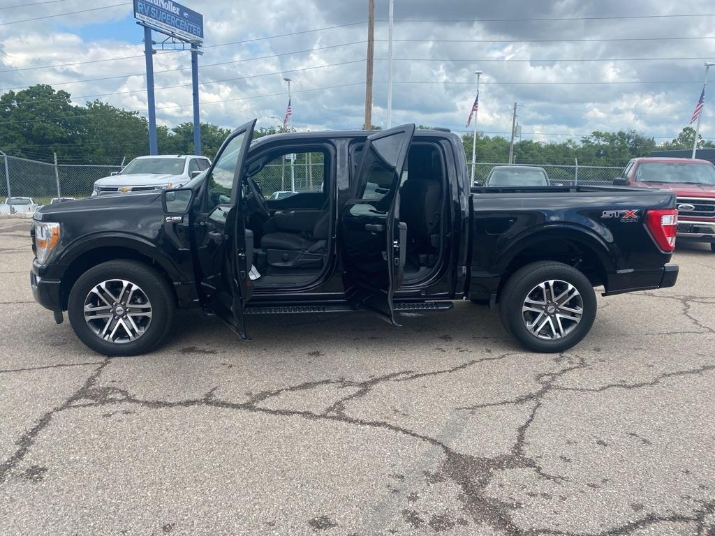 used 2022 Ford F-150 car, priced at $32,500
