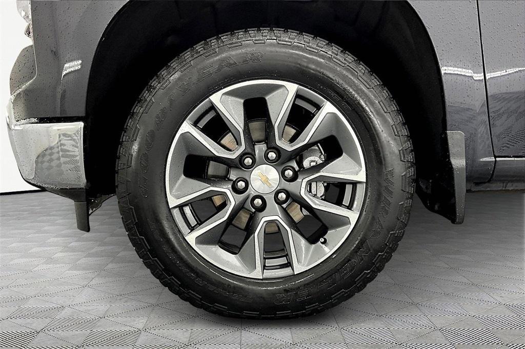 used 2024 Chevrolet Silverado 1500 car, priced at $40,700